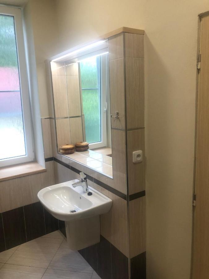 Dnm Inn Korycany Eksteriør bilde