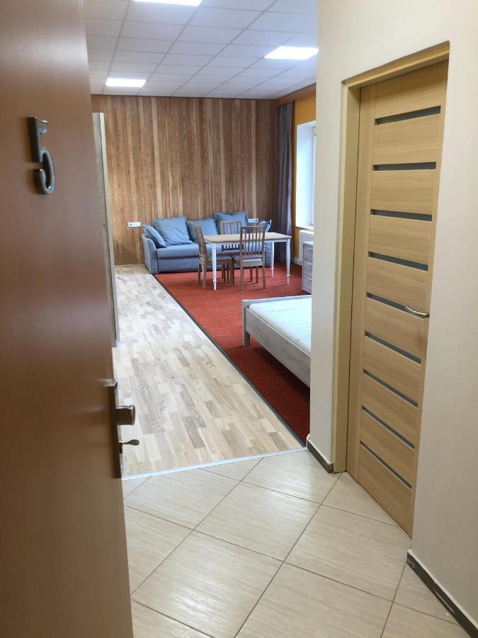 Dnm Inn Korycany Eksteriør bilde